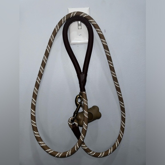 Reflective Rope Dog Leash - Picture 2 of 2